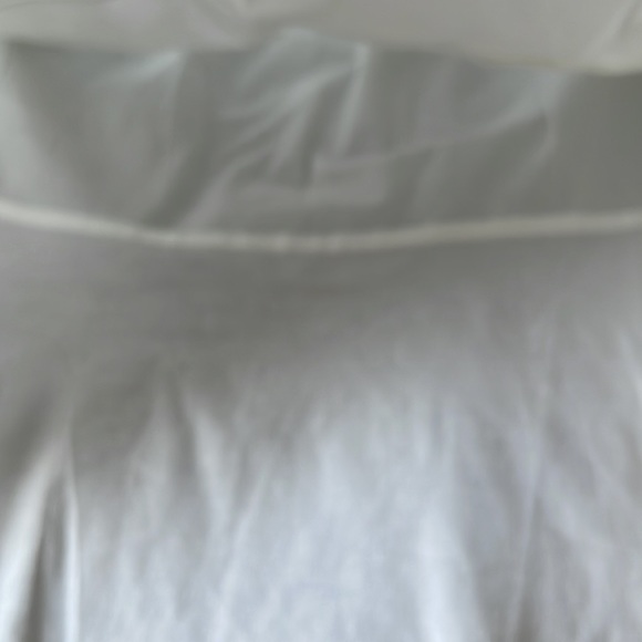 Moa Moa White Off-Shoulder Blouse - Picture 11 of 11